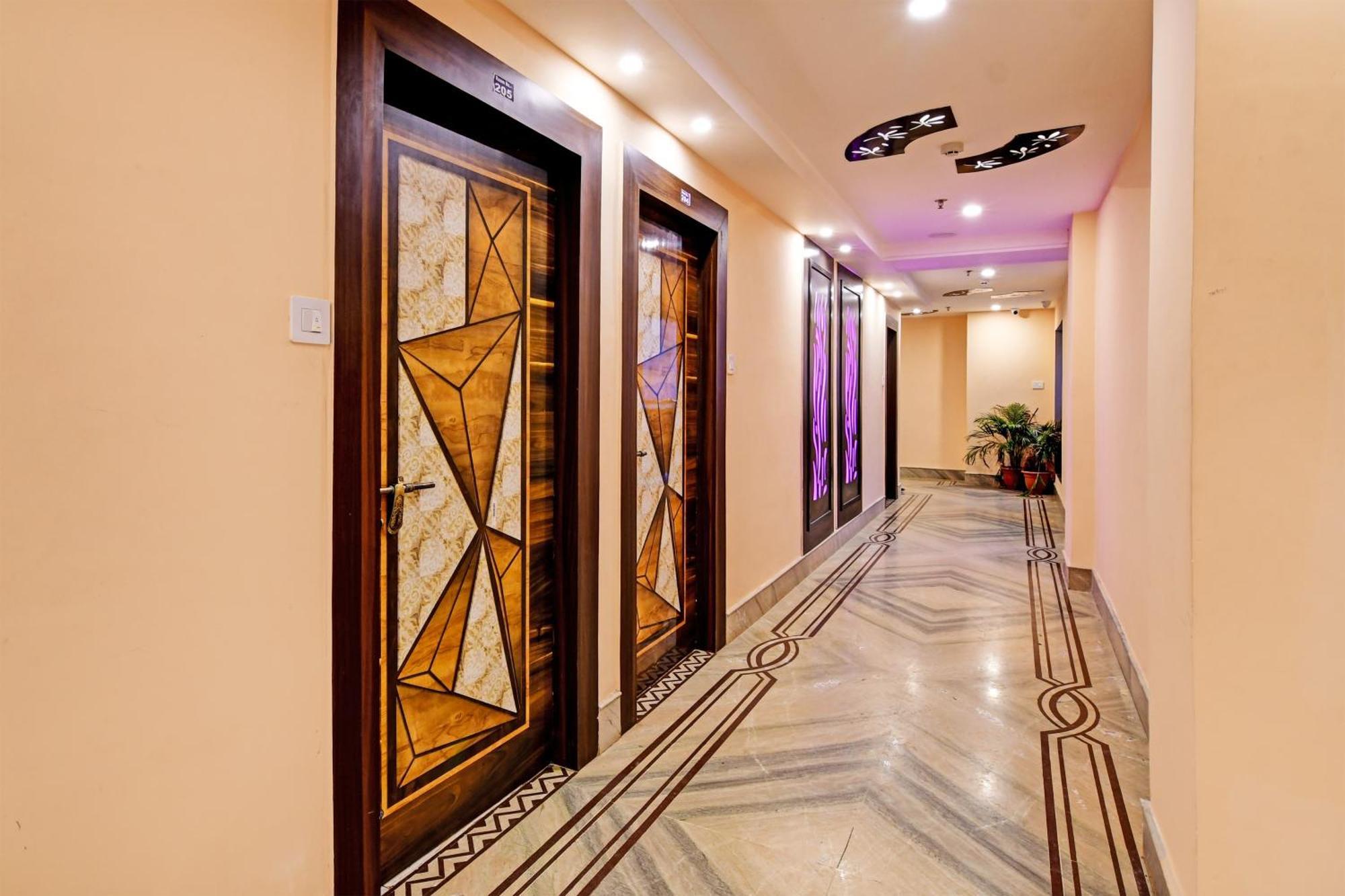 Townhouse The Grand Touch & The Royal Touch Hotel Digha  Eksteriør billede