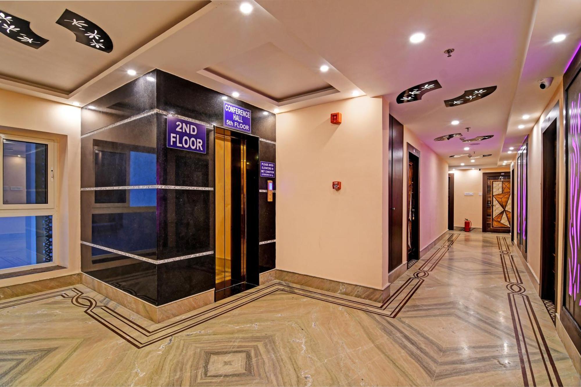 Townhouse The Grand Touch & The Royal Touch Hotel Digha  Eksteriør billede