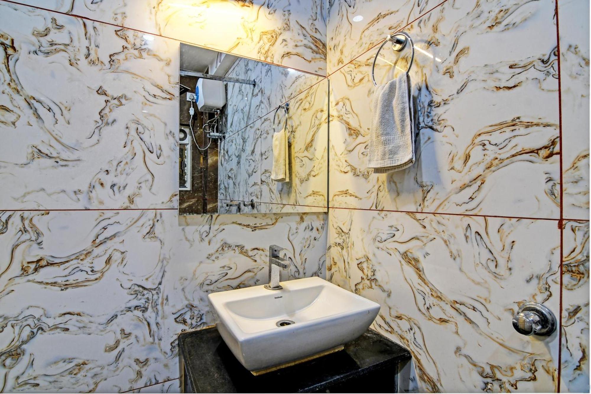 Townhouse The Grand Touch & The Royal Touch Hotel Digha  Eksteriør billede
